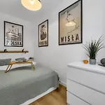 Apartment Downtown - Trams&bus Nearby - By Rentujemy Warsaw