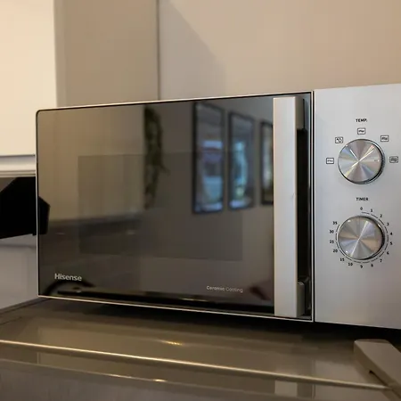 Downtown - Trams&bus Nearby - By Rentujemy Apartament *