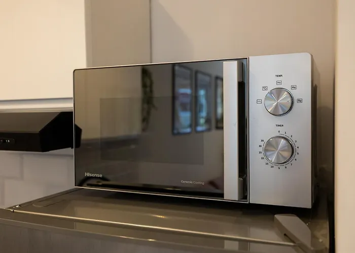 Downtown - Trams&bus Nearby - By Rentujemy Apartament *