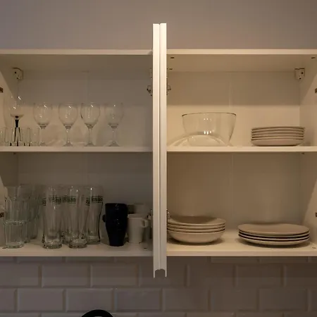 Downtown - Trams&bus Nearby - By Rentujemy